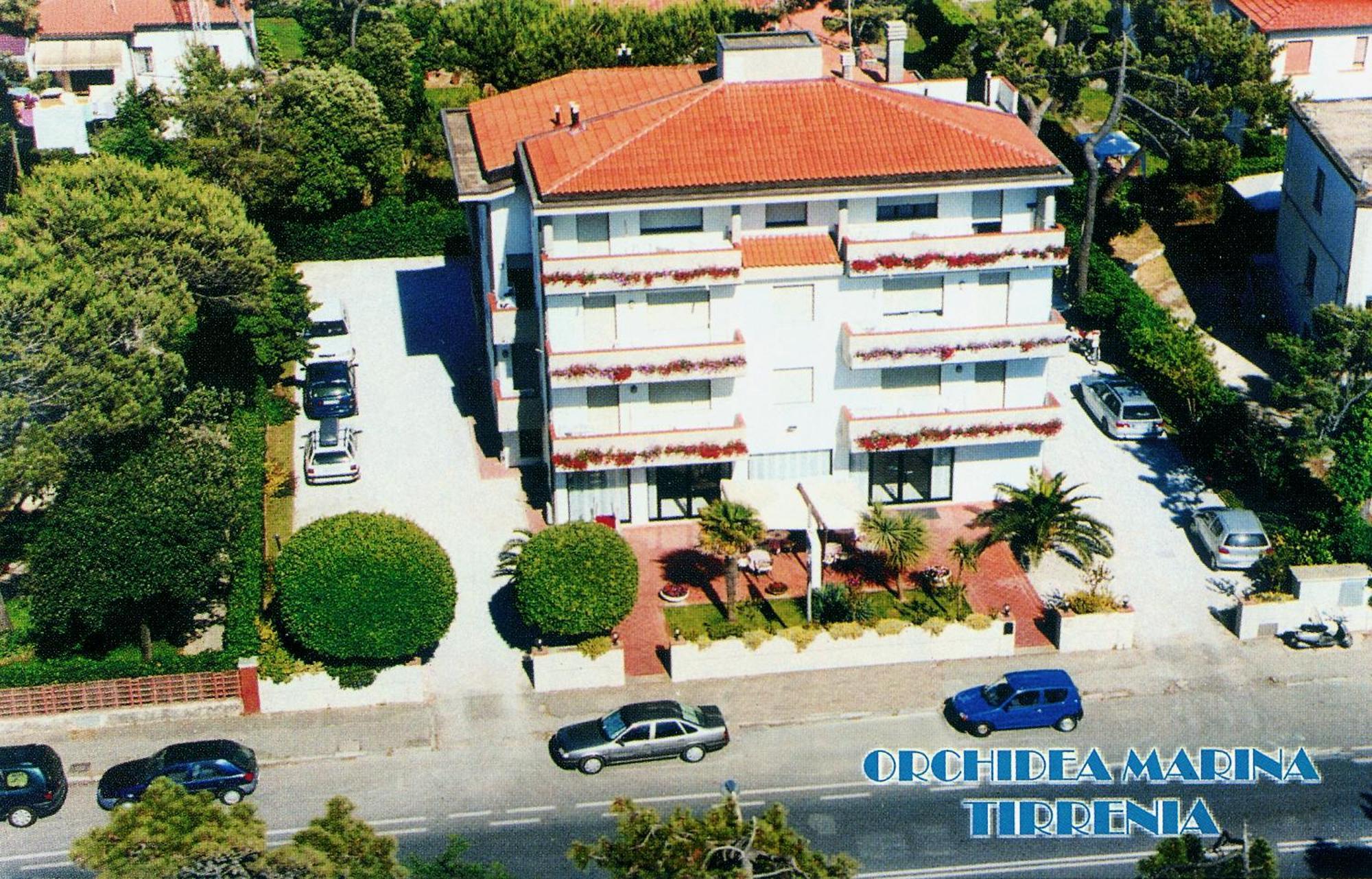 Orchidea Marina Aparthotel ตีร์เรเนีย ภายนอก รูปภาพ